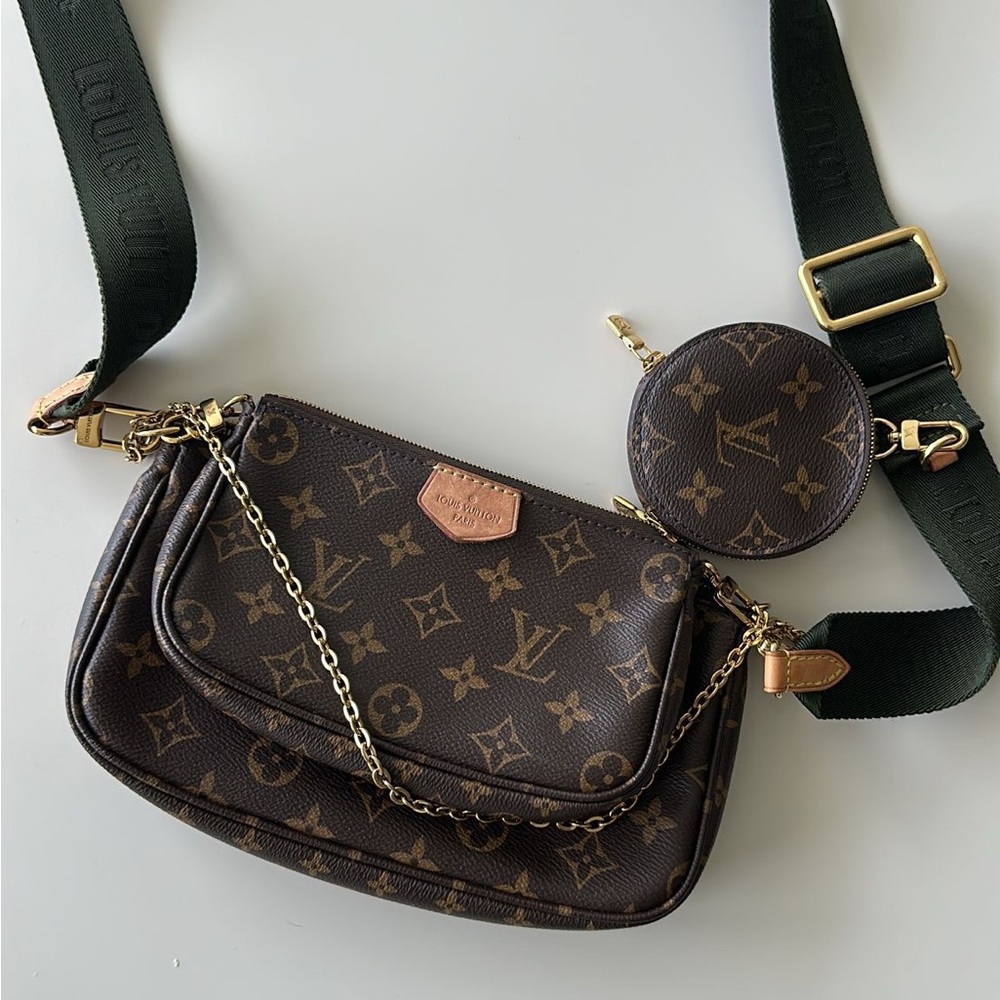 100% authentic LV Multi Pochette Accessoires
